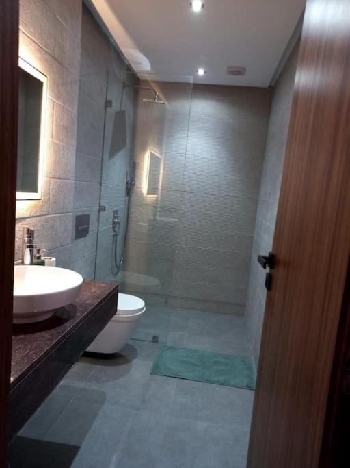 Appartement Cosy Au Coeur De Marrakech Avec Piscine Marrakesh Exterior photo