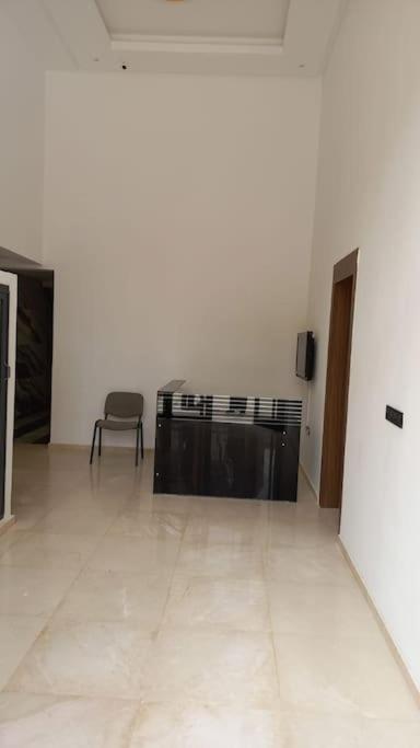 Appartement Cosy Au Coeur De Marrakech Avec Piscine Marrakesh Exterior photo